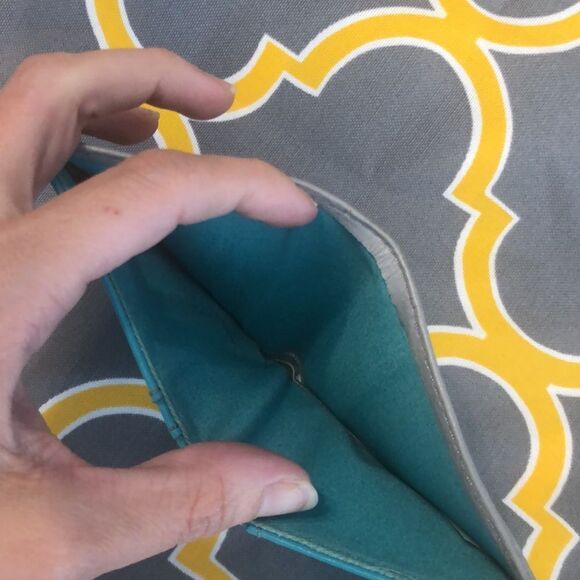 Small Fossil Leather Wallet - Picture 4 of 7